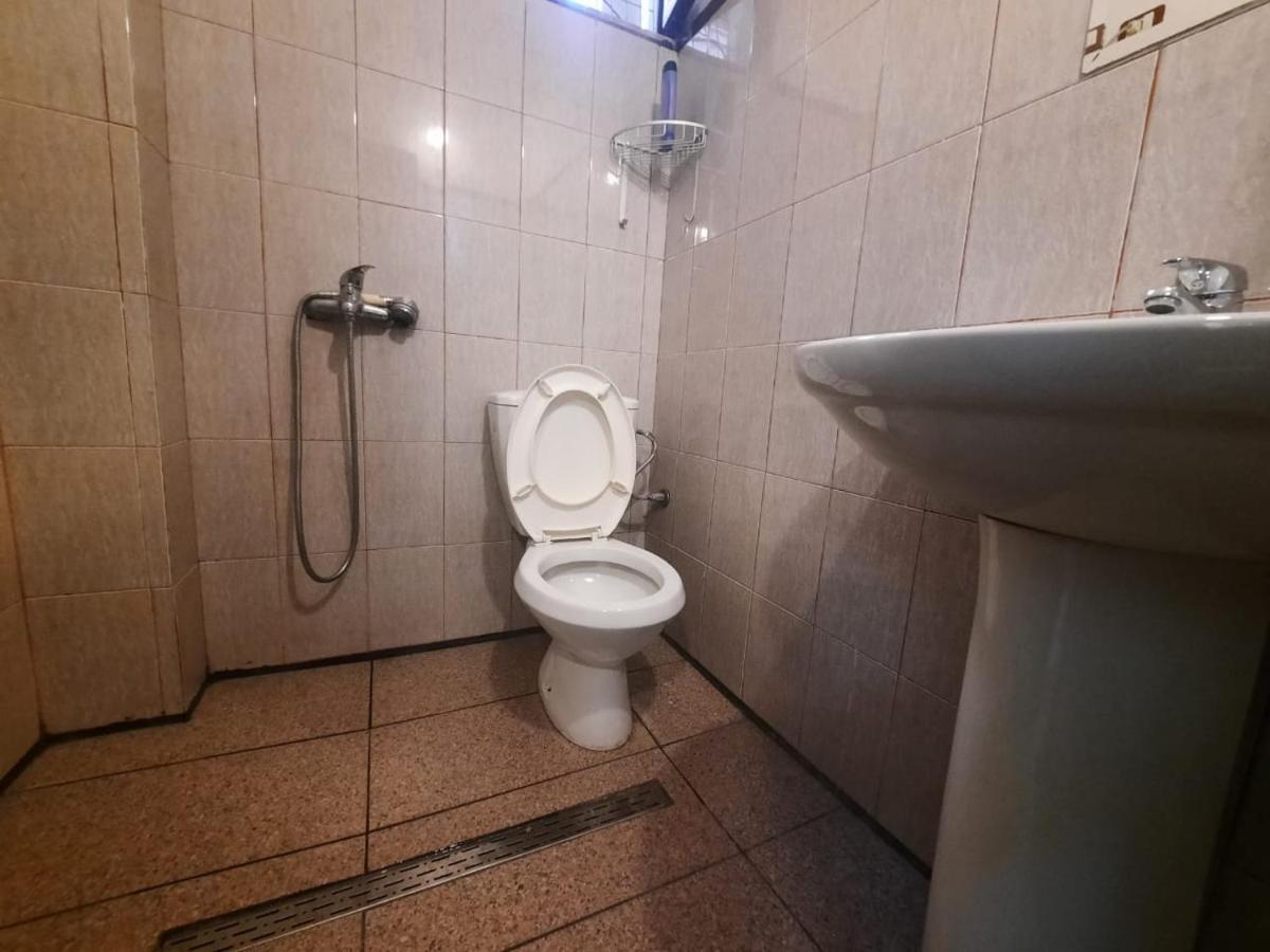 Apartment Lovely And Quite Appartament 1-3 A Tirana